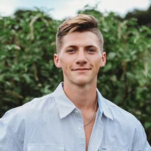 Meet your Posher, Jake